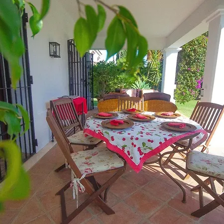 Del Mar- Private Swimming Pool Next To The * Эстепона