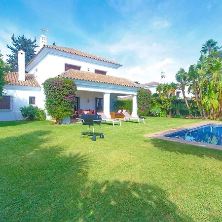 Villa Del Mar- Private Swimming Pool Next To The Estepona