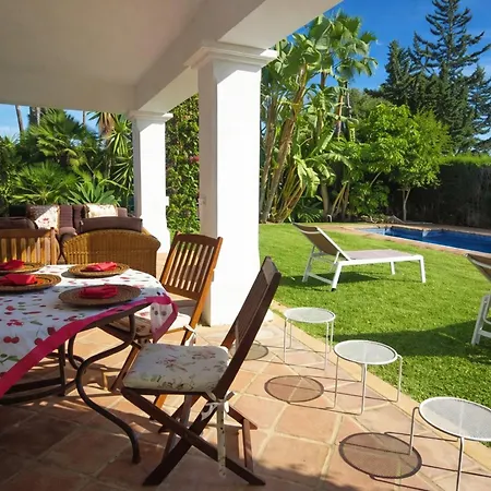 Villa Del Mar- Private Swimming Pool Next To The Estepona