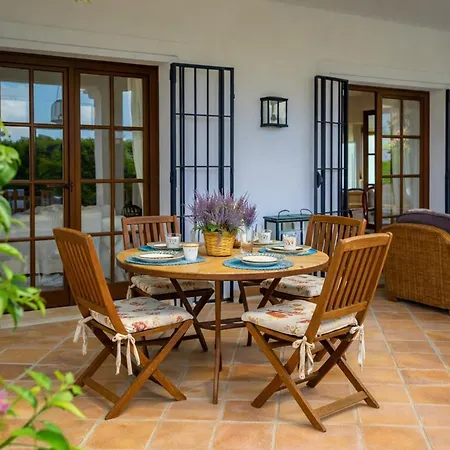 Del Mar- Private Swimming Pool Next To The