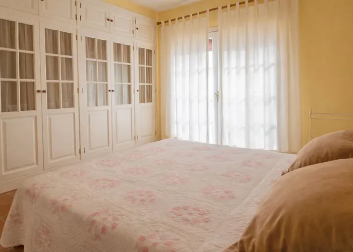 Del Mar- Private Swimming Pool Next To The