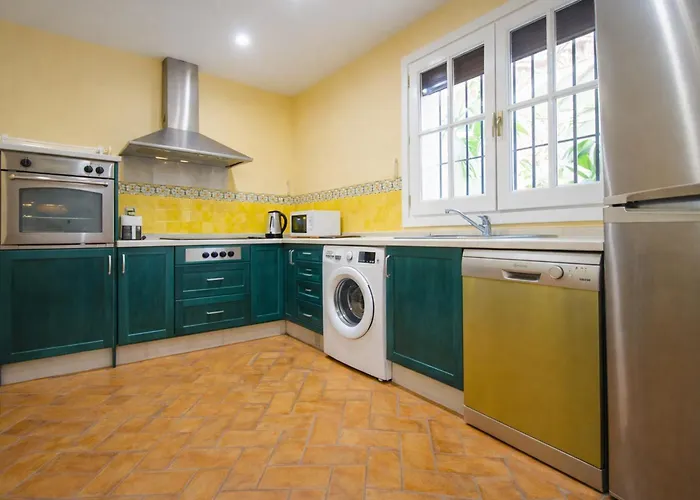 Villa Del Mar- Private Swimming Pool Next To The Estepona