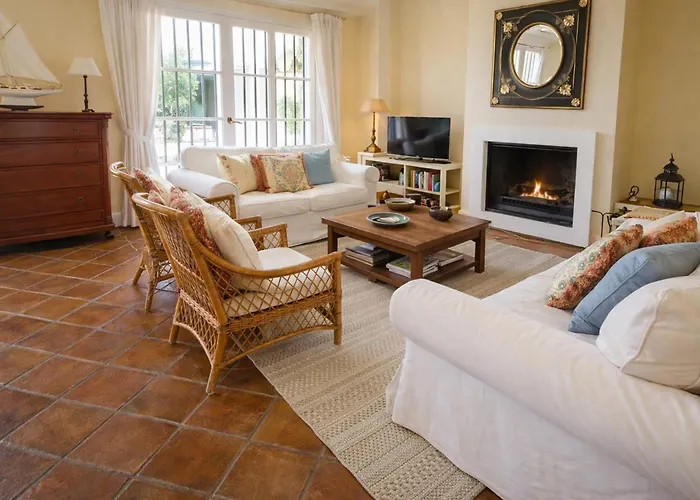 Villa Del Mar- Private Swimming Pool Next To The Estepona