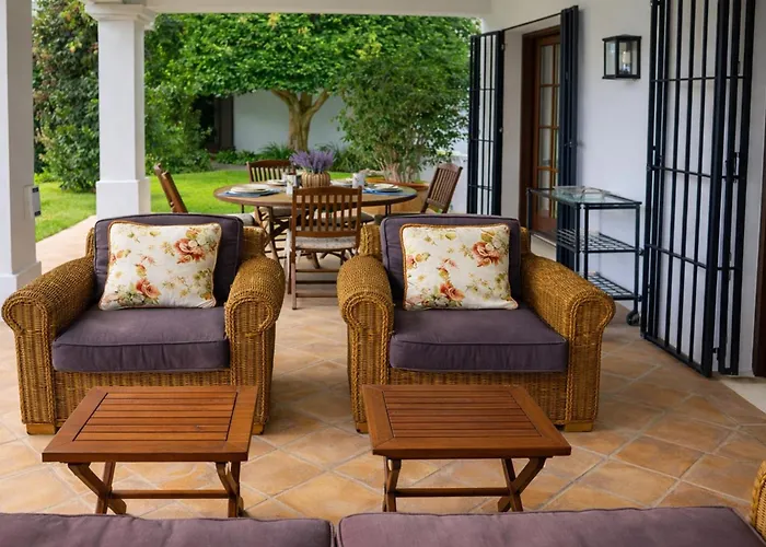 Del Mar- Private Swimming Pool Next To The