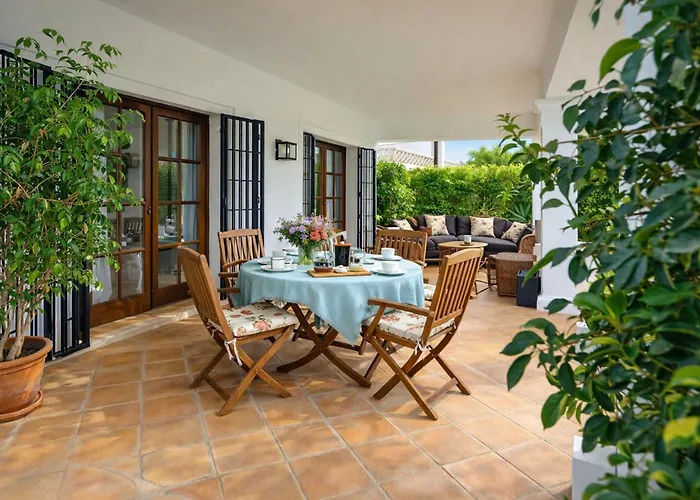 Del Mar- Private Swimming Pool Next To The *